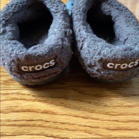Kids Crocs - Picture 2 of 3